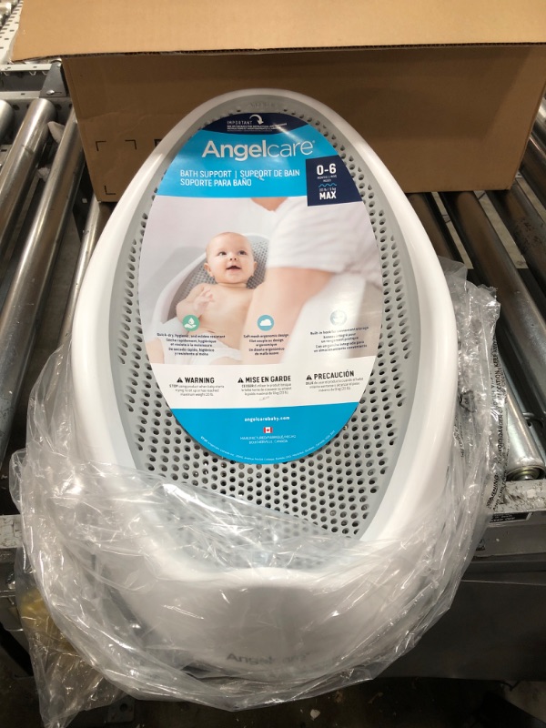 Photo 2 of Angelcare Baby Bath Support - Gray