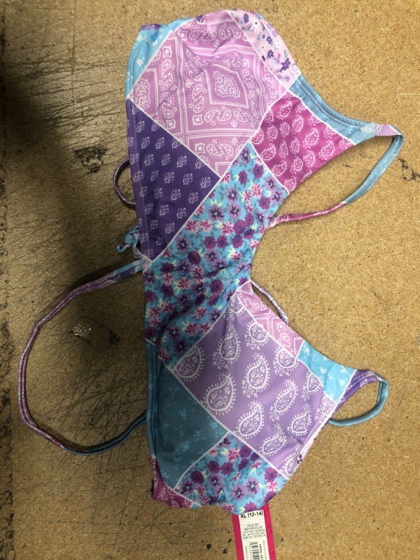 Photo 1 of Juniors' Bralette Bikini Top - Xhilaration™ Multi Paisley Print
 SIZE X-LARGE 