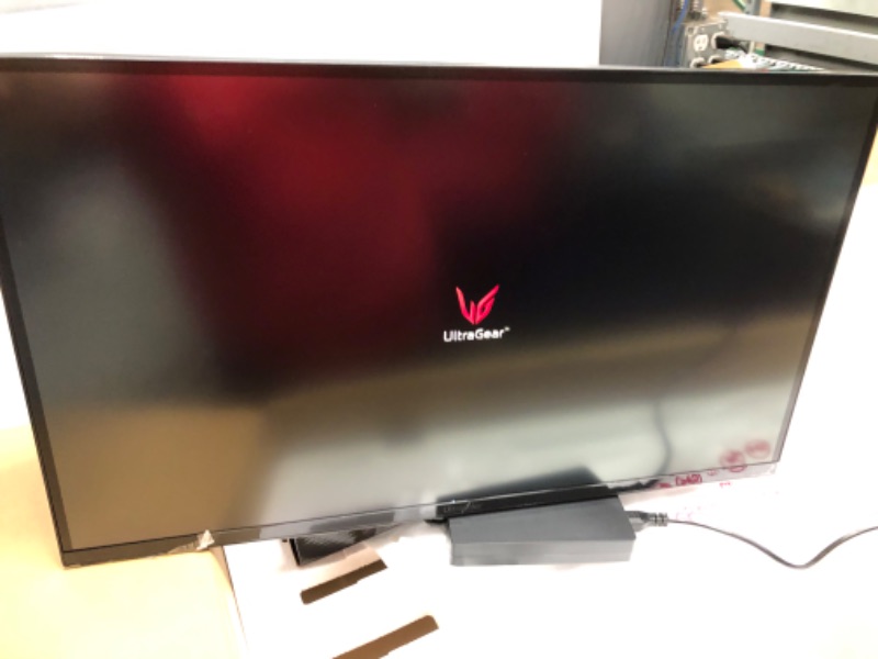 Photo 2 of LG UltraGear UHD 32-Inch Gaming Monitor 32GQ950-B, Nano IPS 1ms (GtG) with ATW, VESA DisplayHDR 1000, NVIDIA G-SYNC, and AMD FreeSync, 144Hz, Black
