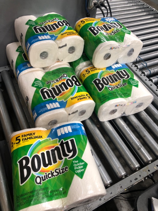 Photo 2 of (7) Bounty Select-A-Size Paper Towels, White, 2 Double Plus Rolls = 5 Regular Rolls