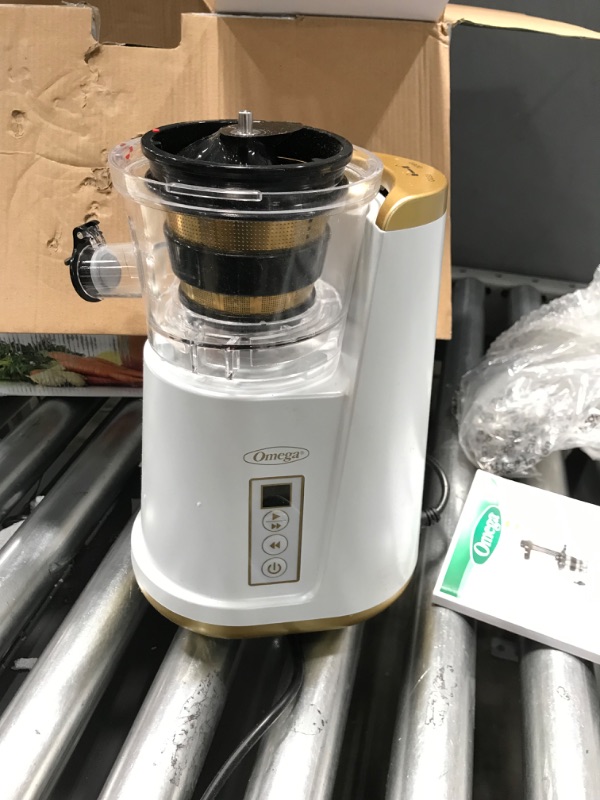 Photo 2 of *PARTS ONLY* Omega Vertical Cold Press Juicer - White