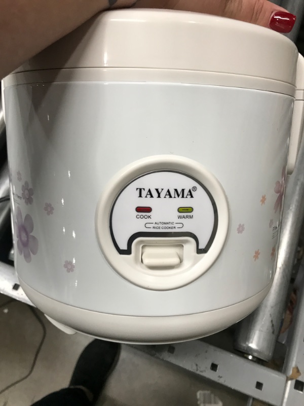 Photo 4 of *** TESTED- POWERS ON *** TAYAMA Automatic Rice Cooker & Food Steamer 8 Cup, White (TRC-08RS)