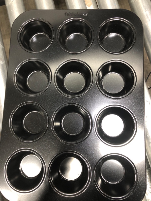 Photo 1 of 12 slot cupcake pan  