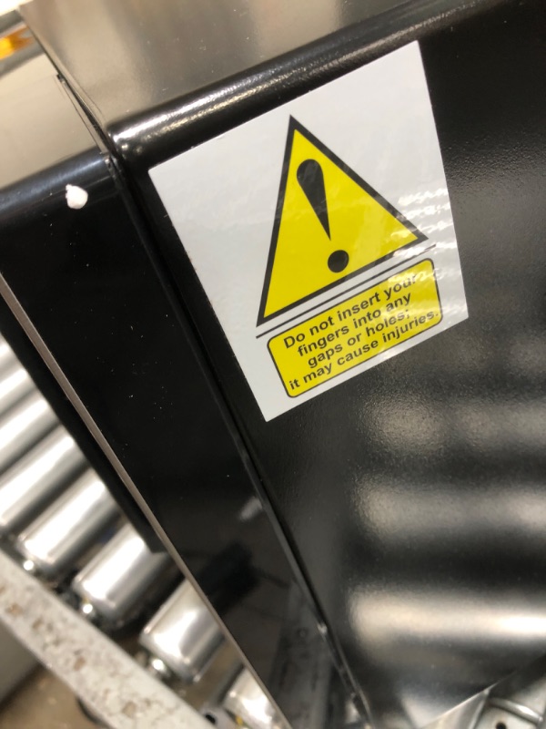 Photo 1 of NON FUNCTIONING START POWER PANEL**TOSHIBA EM131A5C-SS Countertop Microwave Oven, 1.2 Cu Ft with 12.4" Turntable, Smart Humidity Sensor with 12 Auto Menus, Mute Function & ECO Mode, Easy Clean Interior, Stainless Steel & 1100W Silver Microwave Oven