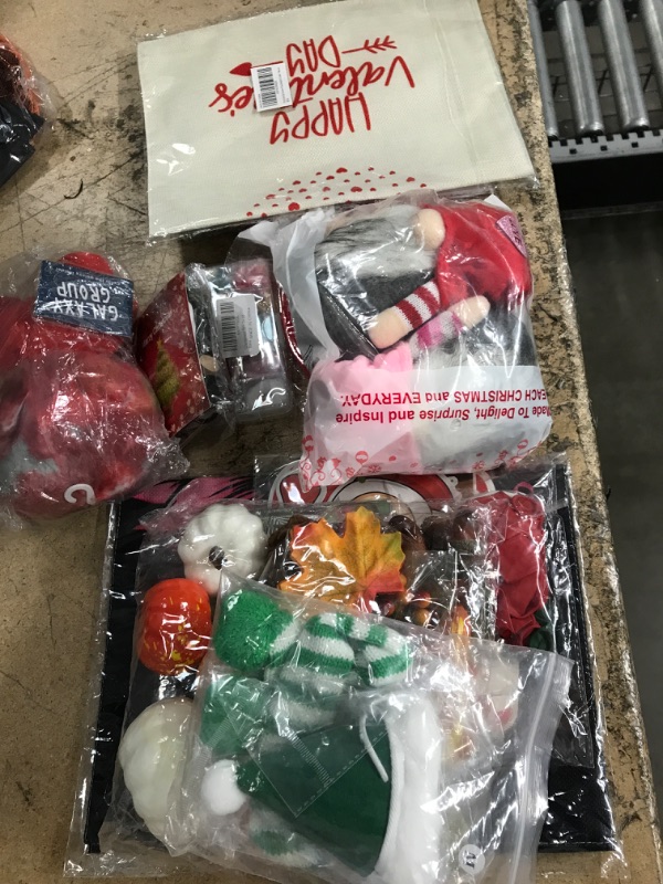 Photo 1 of 14 BUNDLEHOLIDAY