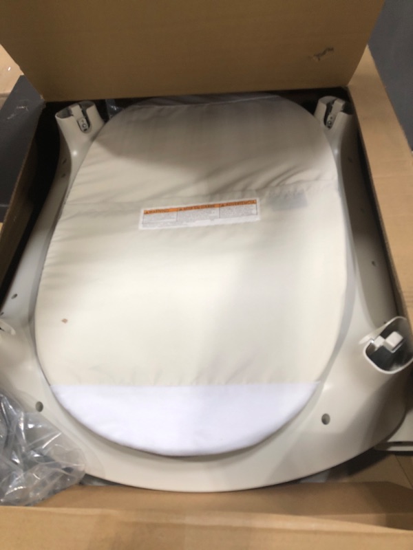 Photo 2 of **FOR PARTS ONLY** DOES NOT TURN ON  4moms MamaRoo Sleep Bassinet, Supports Baby's Sleep with Adjustable Features - 5 Motions, 5 Speeds, 4 Soothing Sounds and 2 Heights