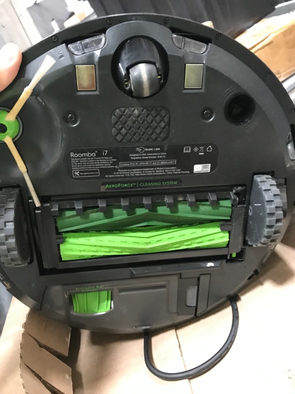 Photo 3 of **PARTS ONLY- LOCKED** iRobot Roomba i4 EVO (4150) Wi-Fi Connected