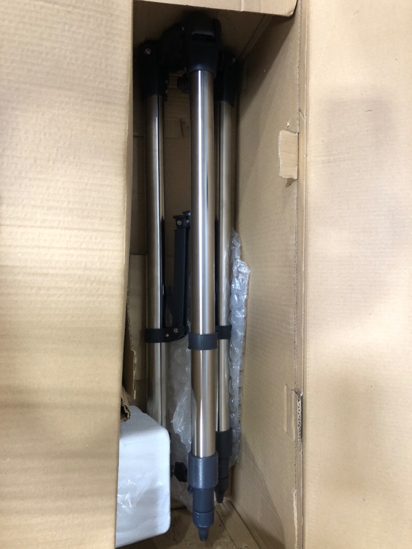 Photo 2 of Celestron - AstroMaster 114EQ Newtonian Telescope - Reflector Telescope for Beginners - Fully-Coated Glass Optics - Adjustable-Height Tripod - Bonus Astronomy Software Package
******UNKNOWN OIF COMPLETE**********