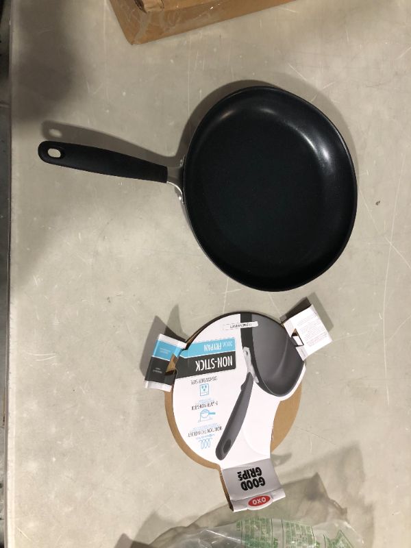 Photo 2 of ***SCRATCHED AND DENTED - SEE PICTURES***
OXO Frying Pan, Non Stick Magneto Induction Pan, 30cm