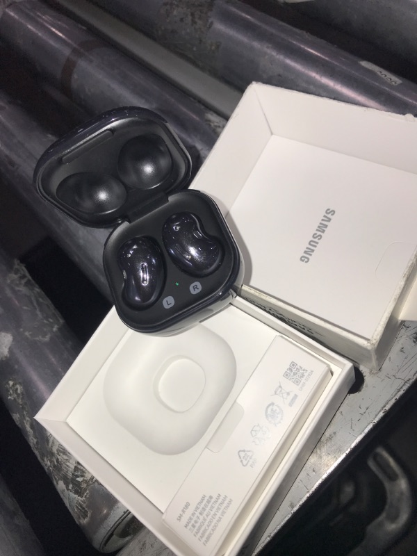 Photo 2 of Samsung Galaxy Buds Live, Wireless Earbuds w/Active Noise Cancelling, Mystic Black, International Version
