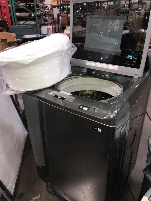Photo 4 of *POWERS ON** 27 Inch Top Load Washer with 4.4 cu. ft. Capacity, ActiveWave™ Agitator, Active WaterJet, Vibration Reduction Technology+, and 10 Wash Cycles: Platinum
