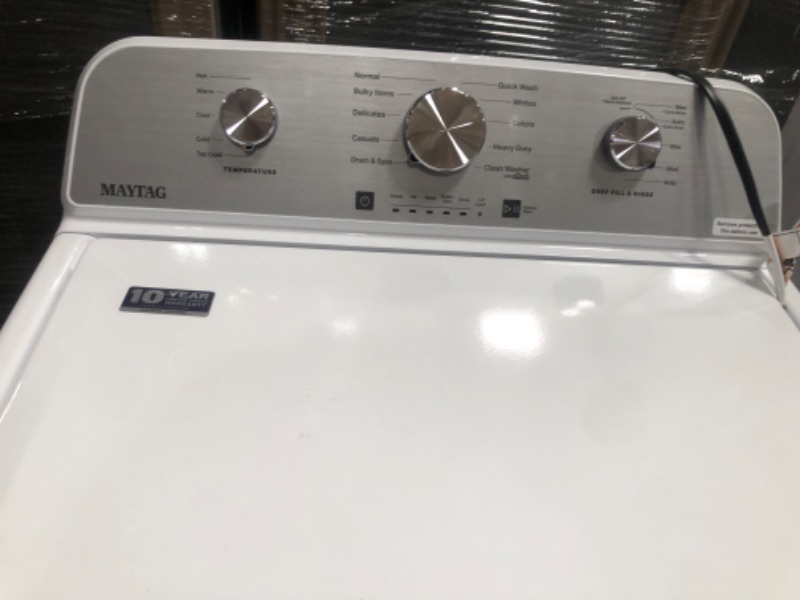 Photo 8 of Maytag 4.5-cu ft High Efficiency Agitator Top-Load Washer (White)