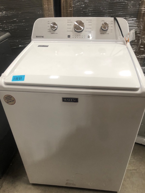 Photo 2 of Maytag 4.5-cu ft High Efficiency Agitator Top-Load Washer (White)