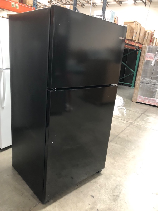 Photo 7 of Whirlpool 20.5-cu ft Top-Freezer Refrigerator (Black)