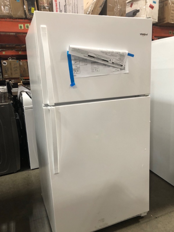 Photo 2 of Whirlpool 20.5-cu ft Top-Freezer Refrigerator (White)