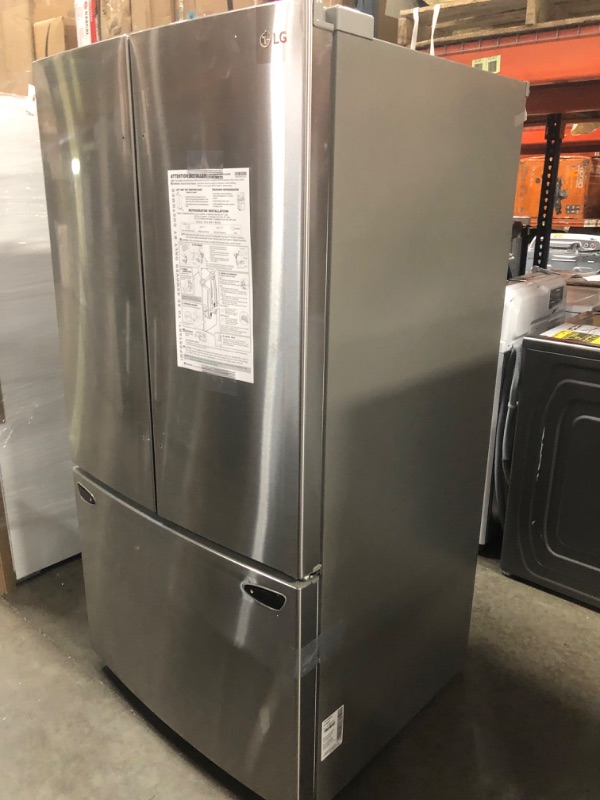 Photo 4 of LG 28.7-cu ft French Door Refrigerator with Ice Maker (Stainless Steel) ENERGY STAR