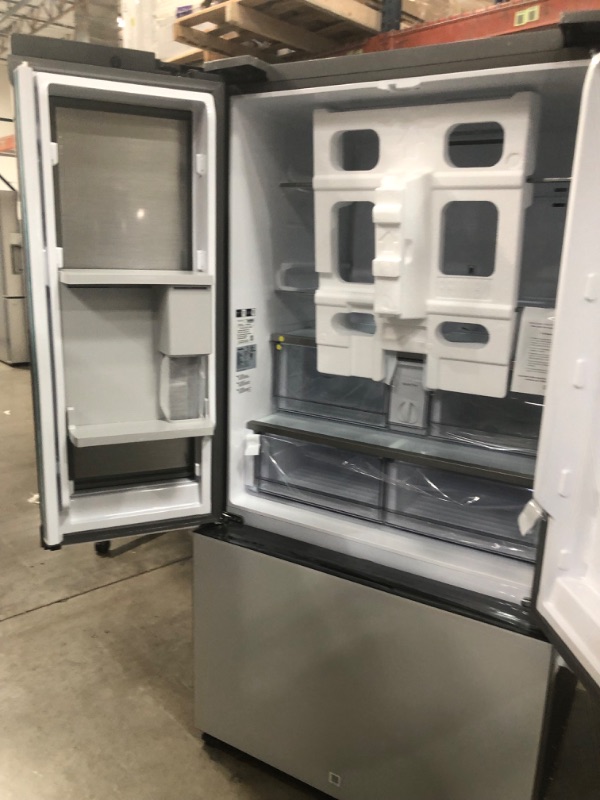 Photo 13 of Samsung Bespoke 30.1-cu ft Smart French Door Refrigerator with Dual Ice Maker and Door within Door (White Glass- All Panels) ENERGY STAR