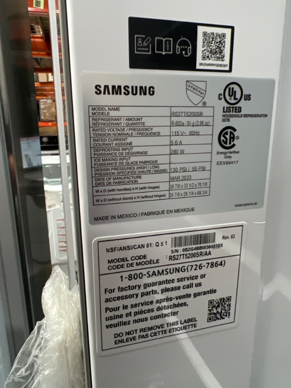 Photo 6 of Samsung 27.4-cu ft Side-by-Side Refrigerator with Ice Maker (Fingerprint Resistant Stainless Steel)