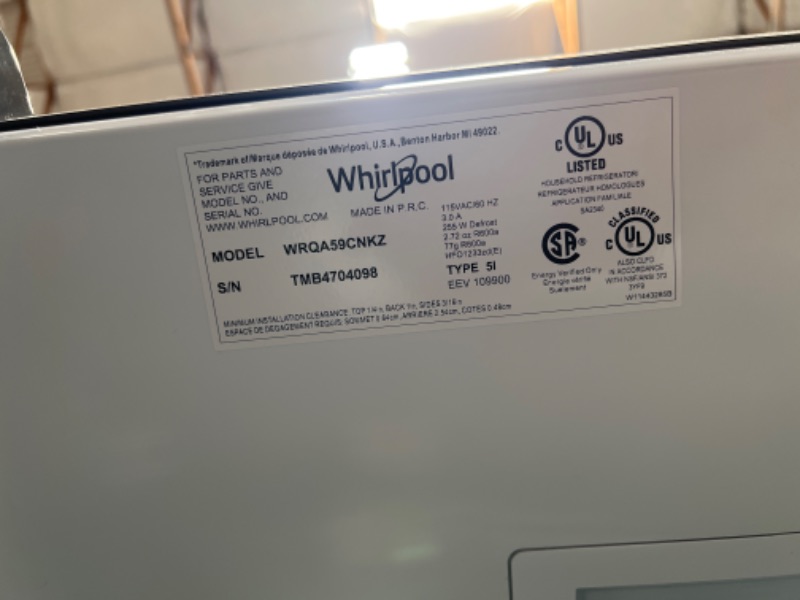 Photo 4 of Whirlpool 19.4-cu ft 4-Door Counter-depth French Door Refrigerator with Ice Maker (Fingerprint-resistant Stainless Finish) ENERGY STAR