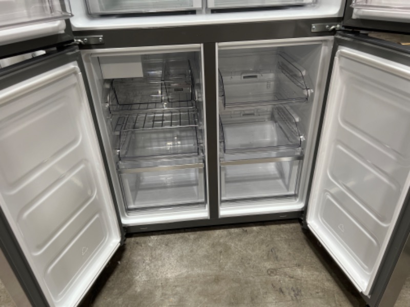 Photo 5 of Whirlpool 19.4-cu ft 4-Door Counter-depth French Door Refrigerator with Ice Maker (Fingerprint-resistant Stainless Finish) ENERGY STAR