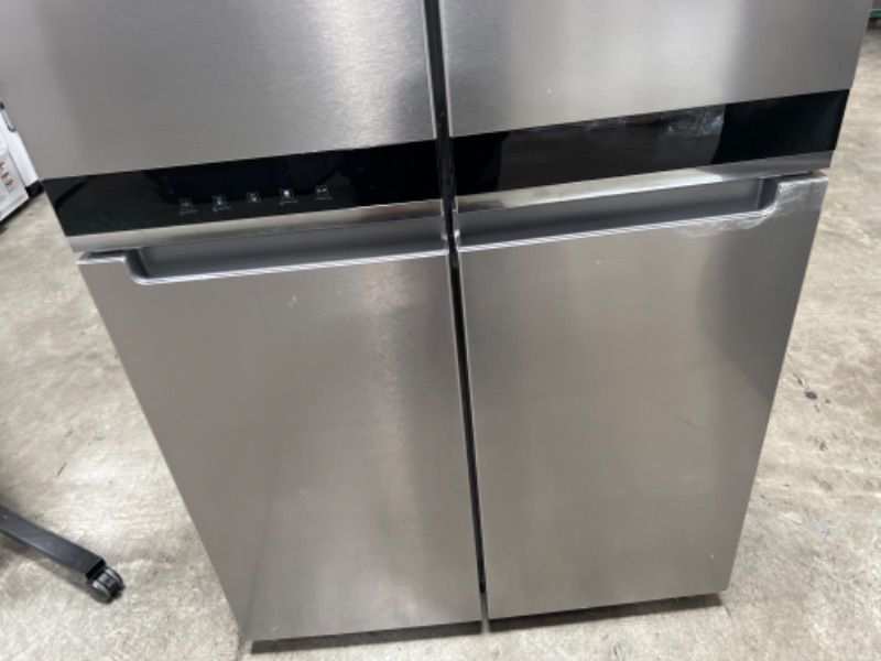 Photo 8 of Whirlpool 19.4-cu ft 4-Door Counter-depth French Door Refrigerator with Ice Maker (Fingerprint-resistant Stainless Finish) ENERGY STAR