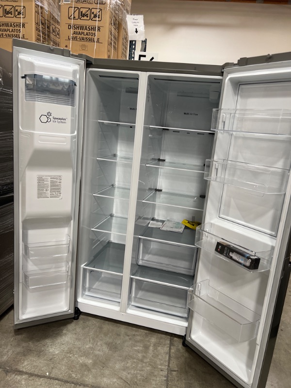 Photo 3 of LG Door in Door 27.12-cu ft Side-by-Side Refrigerator with Ice Maker (Printproof Stainless Steel)