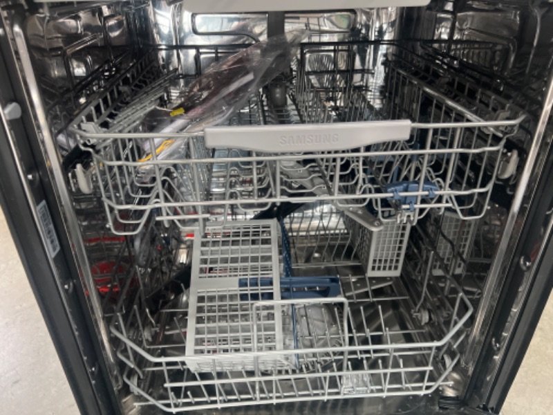 Photo 3 of Samsung StormWash Top Control 24-in Built-In Dishwasher With Third Rack (Fingerprint Resistant Stainless Steel), 48-dBA