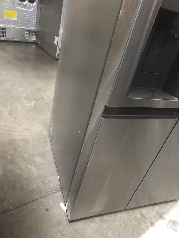 Photo 11 of LG Door in Door 27.12-cu ft Side-by-Side Refrigerator with Ice Maker (Printproof Stainless Steel)