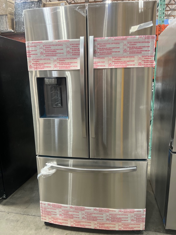 Photo 2 of Samsung 27-cu ft French Door Refrigerator with Dual Ice Maker (Fingerprint Resistant Stainless Steel) ENERGY STAR