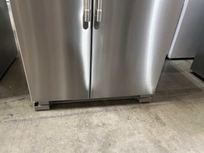 Photo 8 of Maytag 24.9-cu ft Side-by-Side Refrigerator (Fingerprint Resistant Stainless Steel)