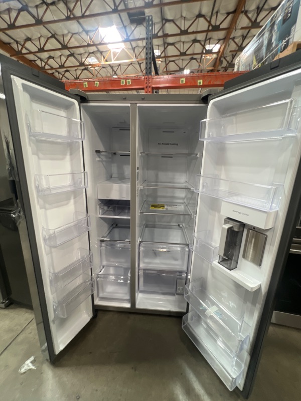 Photo 3 of Samsung Bespoke 28-cu ft Smart Side-by-Side Refrigerator with Dual Ice Maker (White Glass) ENERGY STAR