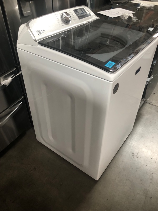 Photo 3 of Maytag Smart Capable 5.3-cu ft High Efficiency Impeller Smart Top-Load Washer (White) ENERGY STAR