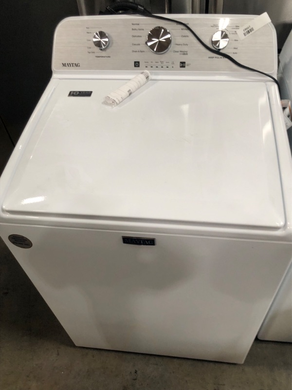 Photo 3 of Maytag 4.5-cu ft High Efficiency Agitator Top-Load Washer (White)