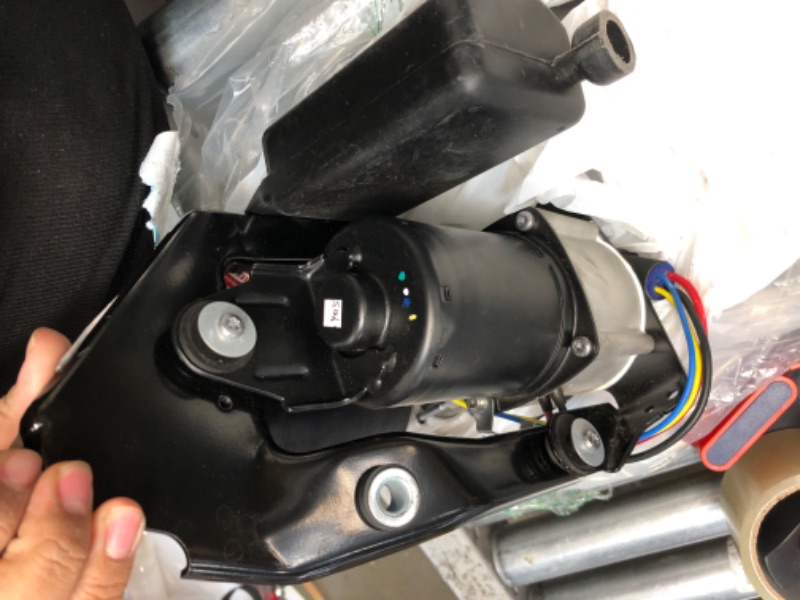 Photo 2 of ***MAJOR DAMAGE - BENT - SEE PICTURES***
Dorman 949-201 Air Suspension Compressor Compatible with Select Ford/Lincoln Models