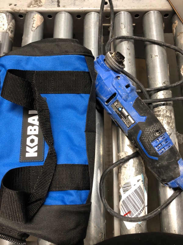 Photo 4 of ***HEAVILY USED, PARTS ONLY, NON-FUNCTIONAL** Kobalt Corded 4-Amp Variable Speed Oscillating Multi-Tool Kit with Soft Case