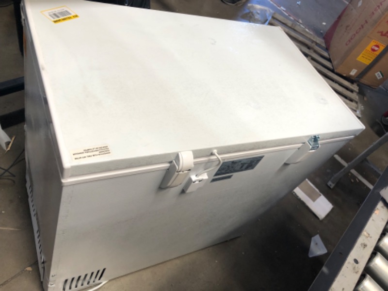 Photo 5 of Magic Chef 7.0 cu. ft. Chest Freezer in White