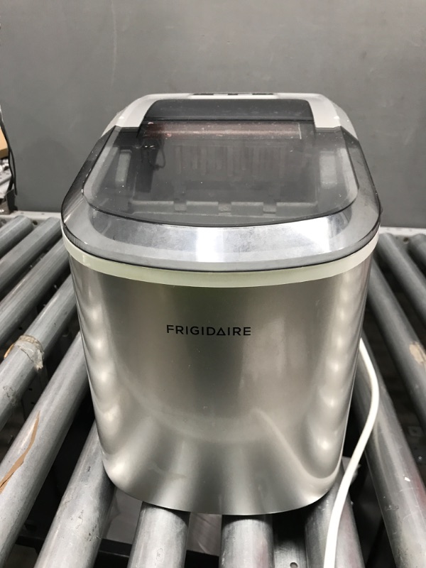 Photo 3 of (PARTS ONLY)FRIGIDAIRE EFIC189-Silver Compact Ice Maker, 26 lb per Day, Silver (Packaging May Vary)