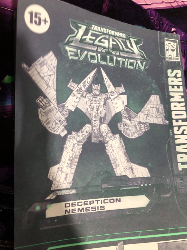 Photo 5 of [READ NOTES]
Transformers Toys Legacy Evolution Titan Decepticon Nemesis Action Figure, 23.5-inch, Adult Collectible for Ages 15 and Up