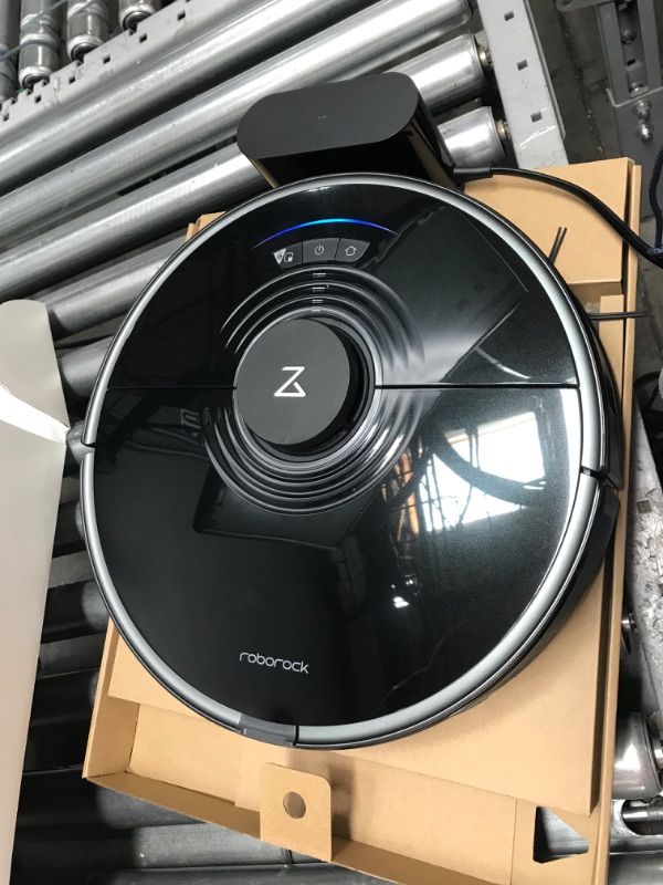 Photo 2 of roborock S7 Robot Vacuum and Mop, 2500PA Suction & Sonic Mopping, Robotic Vacuum Cleaner with Multi-Level Mapping, Mop Floors and Vacuum Carpets in One Clean, Perfect for Pet Hair Black