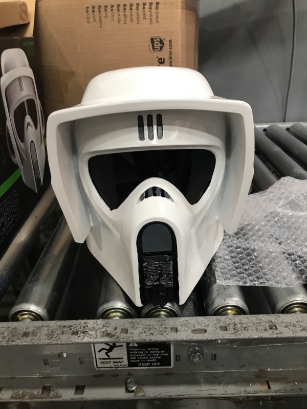 Photo 2 of * not original mask * see all images *
Star Wars The Black Series Life Size Prop Replica - Scout Trooper Helmet, F6911