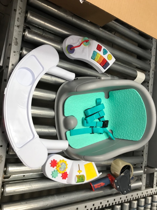 Photo 1 of GENERIC BABY SEAT WITH TOYS