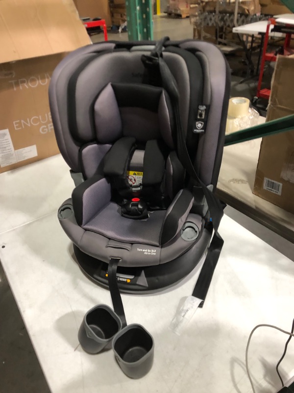 Photo 5 of ***USED AND DIRTY - SEE PICTURES***
Safety 1st Turn and Go 360 DLX Rotating All-in-One Car Seat