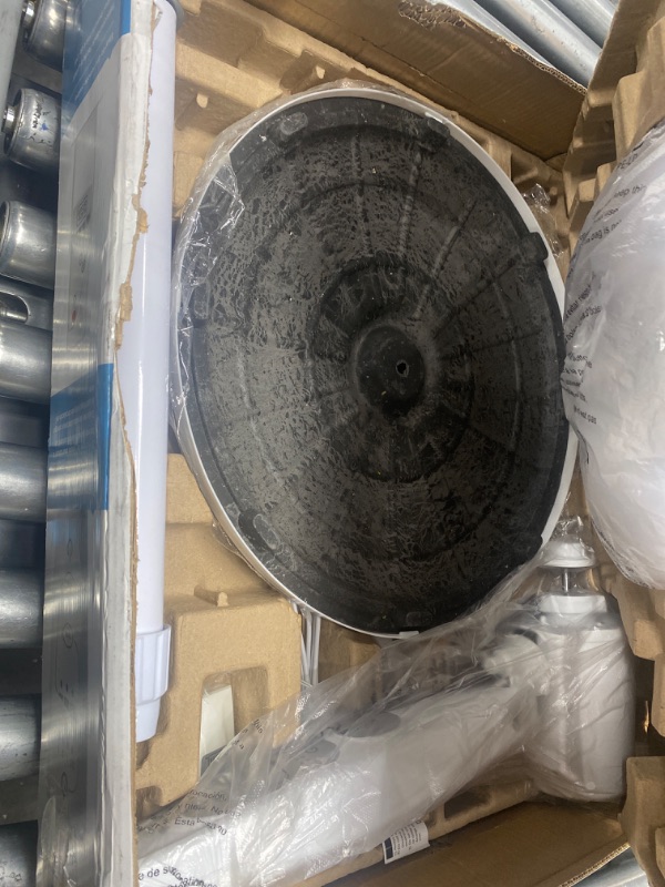 Photo 1 of 18 in fan
