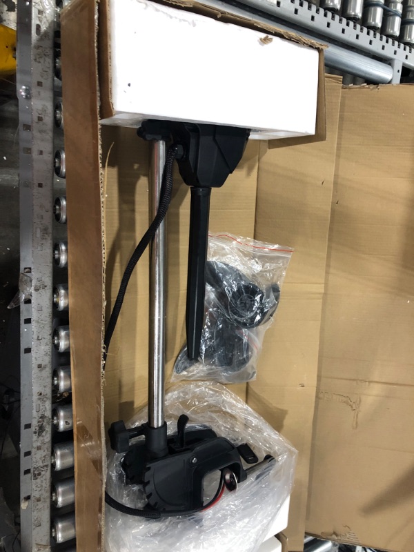 Photo 1 of *****UN ABLE TO TEST****VEVOR Electric Trolling Motor 86lb Thrust Transom Mounted 24-Volt Boat Motor Variable Speed 10 LED Indicator for Kayak, Small Fishing Boats (34" Shaft)
