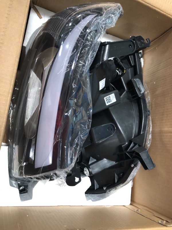 Photo 1 of AUTOSAVER88 Headlights Assembly Compatible with 2005 2006 2007 2008 2009 2010 2011 Tacoma Projector Headlamp with Yellow Sequential Turn Signal Light Black Housing Clear Lens (LED DRL) LED Switchback - Black/Amber/Clear