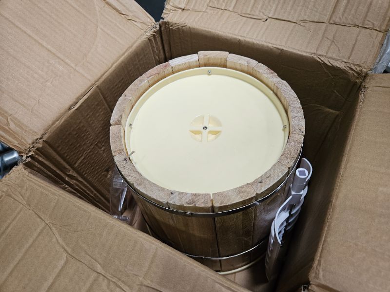 Photo 1 of Elite Gourmet EIM-924L## 4 quart Old Fashioned Vintage Appalachian Wood Bucket Electric Ice Cream Maker Machine with Leak-Proof Liner, Uses Ice and Rock Salt Churns Ice Cream in Minutes, 4 Qt, Pine Motor 4 Quart Cream