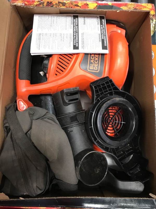 Photo 2 of **MINOR WEAR & TEAR**BLACK+DECKER Leaf Blower & Leaf Vacuum, 3-in-1, 12-Amp, 250-MPH, 400-CFM (BV6000)