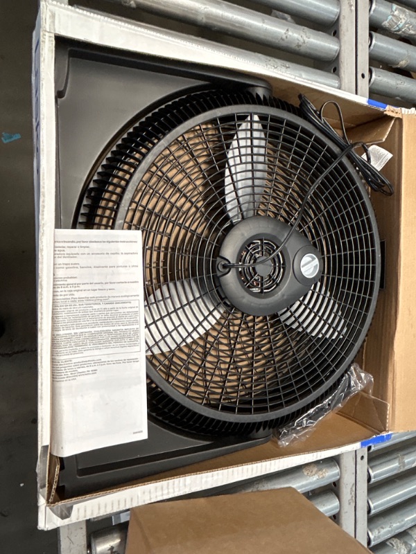 Photo 2 of 20 in. 3-Speed Air Circulator Floor Fan