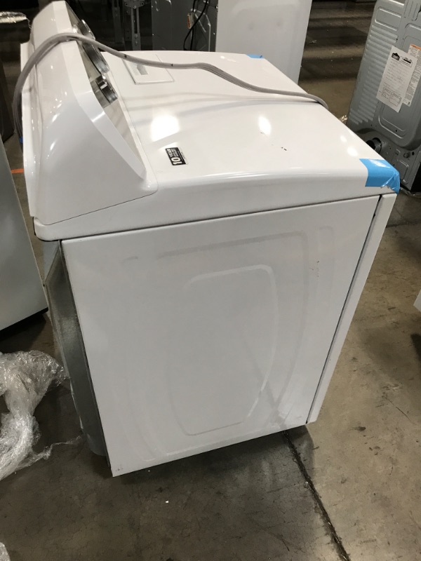 Photo 2 of Maytag 7-cu ft Electric Dryer (White)