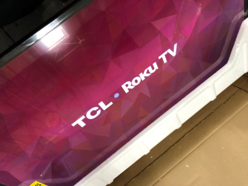 Photo 3 of TCL 32" Class 3-Series HD 720p LED Smart Roku TV - 32S355